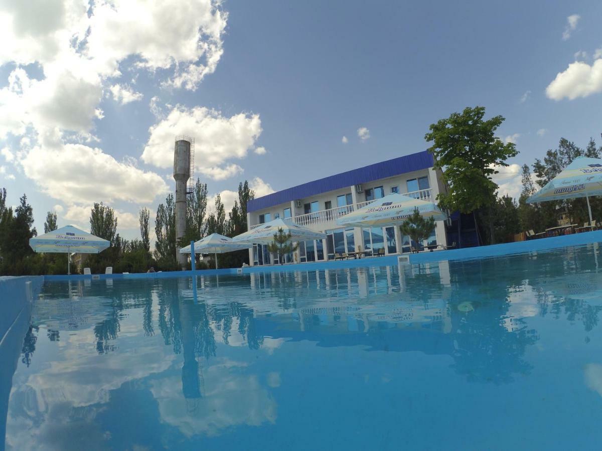 Hotel Marmaris Skadovsʼk Esterno foto