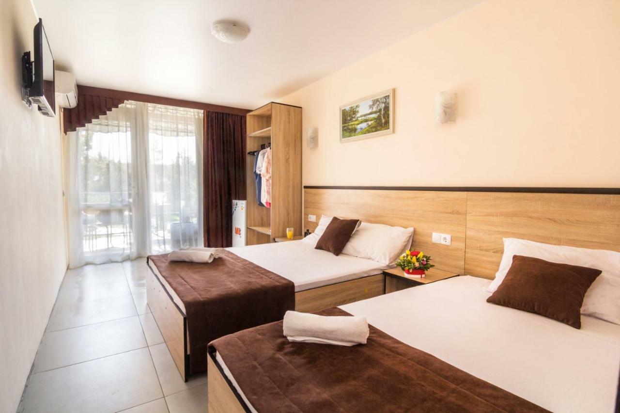 Hotel Marmaris Skadovsʼk Esterno foto