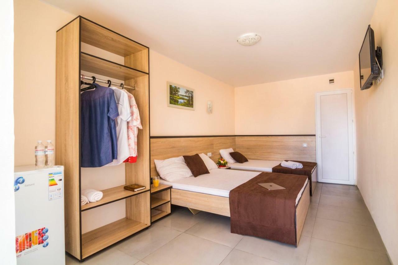 Hotel Marmaris Skadovsʼk Esterno foto