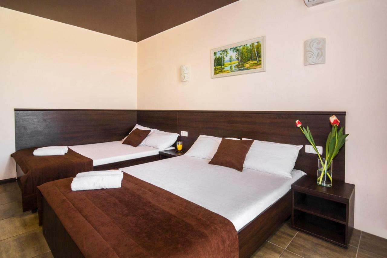 Hotel Marmaris Skadovsʼk Esterno foto